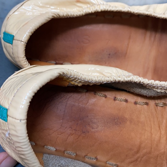 ✨Tieks Biscotti Patent Sz 7✨ - Picture 7 of 12